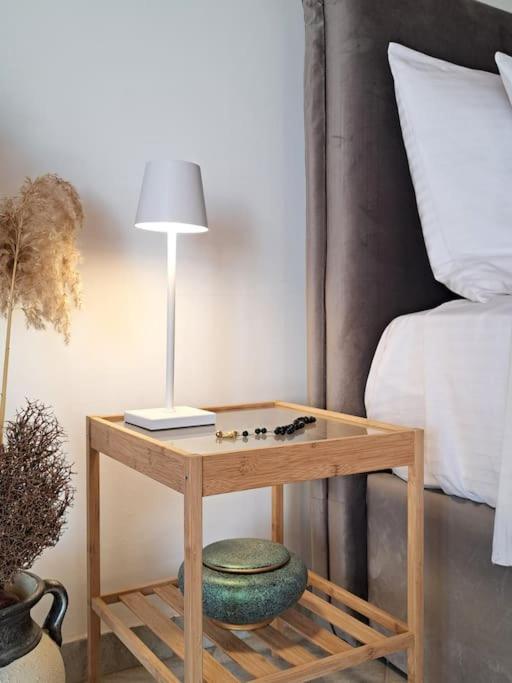 Moonstone Seafront Apartment