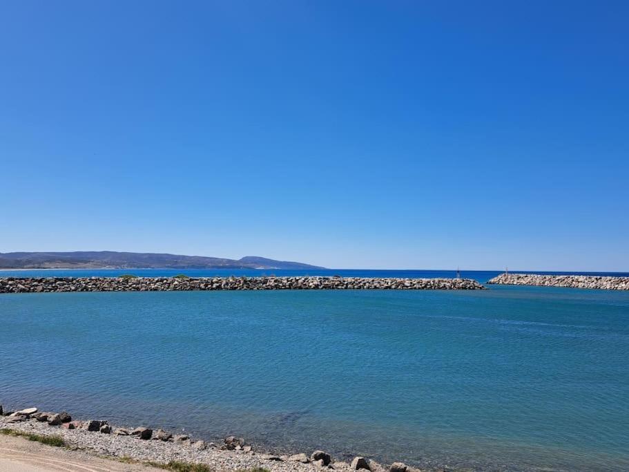Apartment Moonstone Seafront